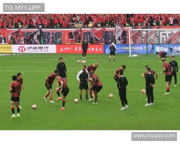 沙赫尔与迪拜阿萨的激烈对决展现足球魅力与团队精神